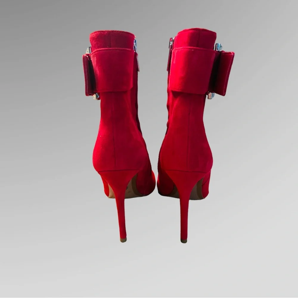MICHAEL KORS Giselle JEWEL-Buckle Pointed-Toe Suede Ankle Boots - RED